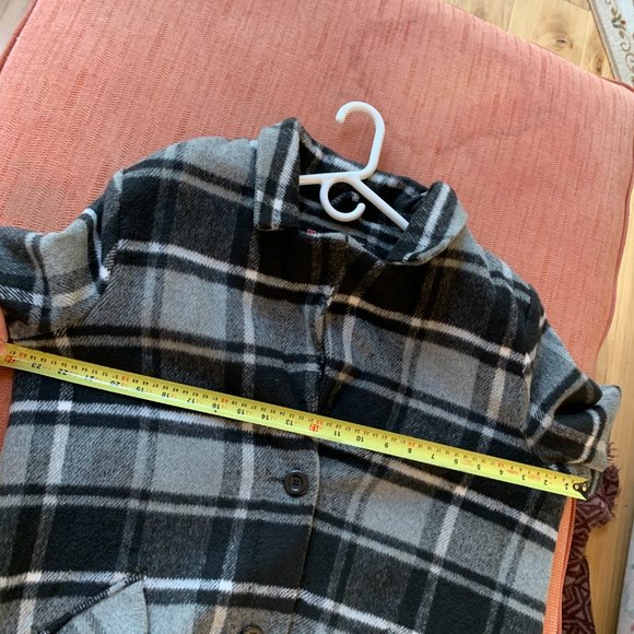 plaid black and white coat - great for fall / winter! - Picture 10 of 14